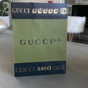 Gucci shopping bag